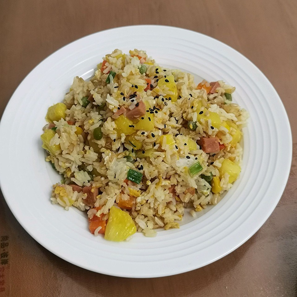 菠萝炒饭