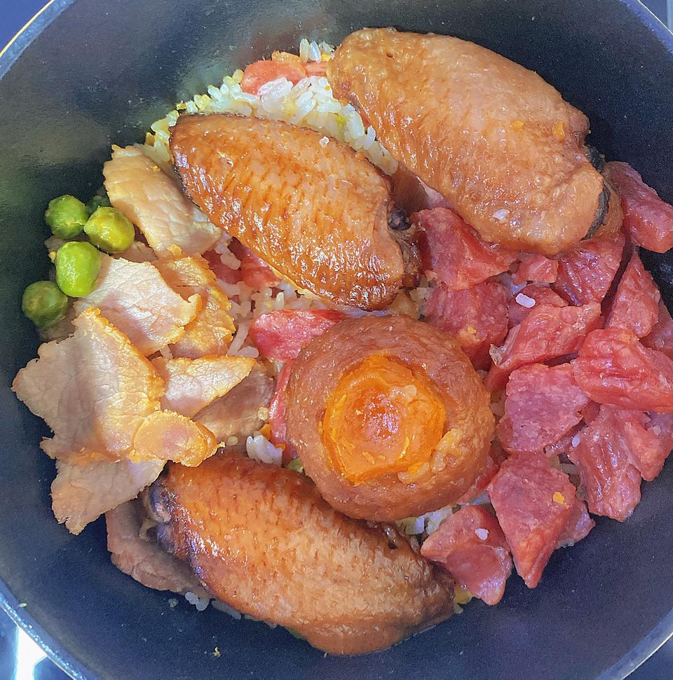 腊味煲仔饭