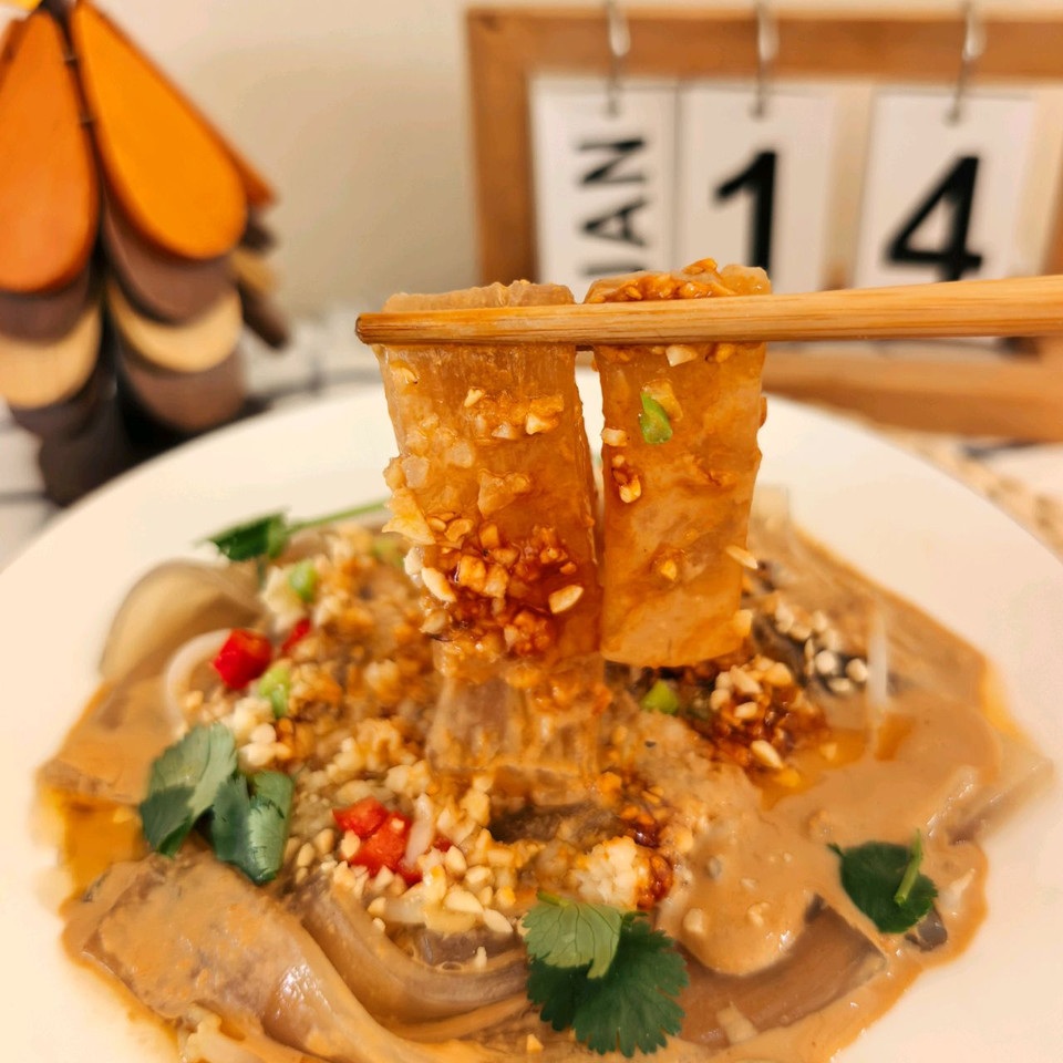 捞汁宽粉